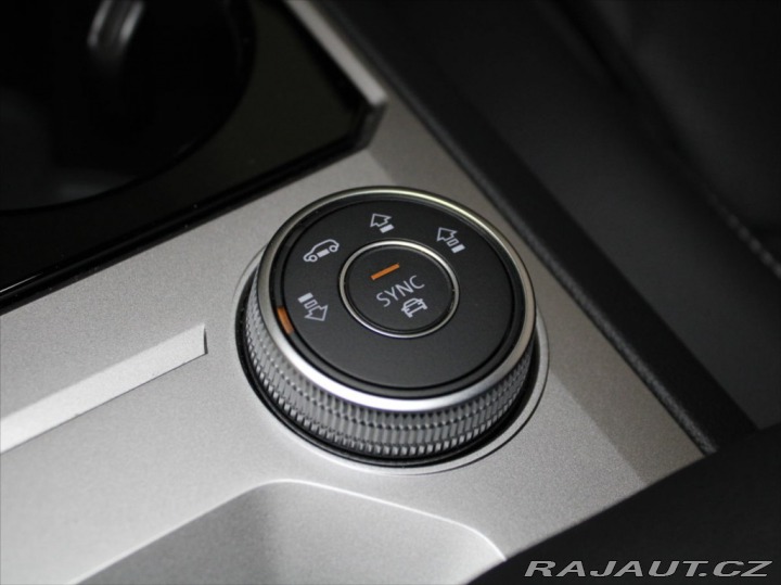 Volkswagen Touareg 3,0 TDi 210kW R-Line Akčn 2023