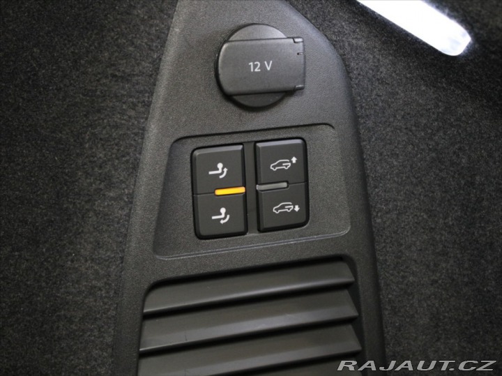 Volkswagen Touareg 3,0 TDi 210kW R-Line Akčn 2023