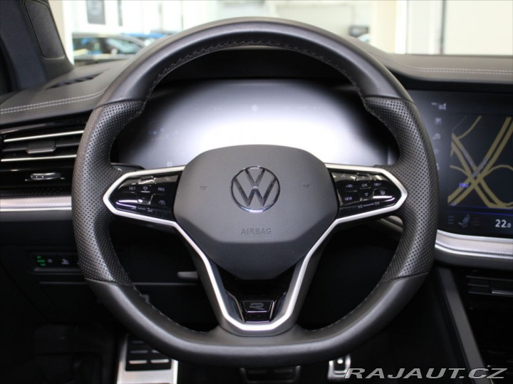 Volkswagen Touareg 3,0 TDi 210kW R-Line 75tk 2023