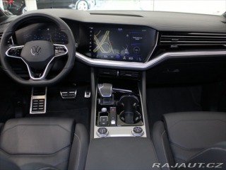 Volkswagen Touareg 3,0 TDi 210kW R-Line 75tk 2023