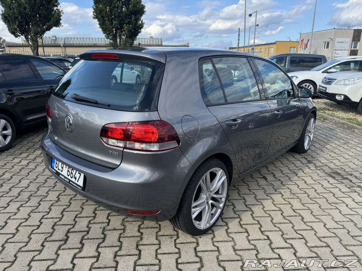 Volkswagen Golf 1,6 TDI 77KW STK ROZVODY 2009