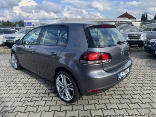Volkswagen Golf 1,6 TDI 77KW STK ROZVODY 2009