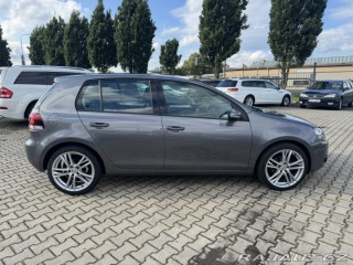 Volkswagen Golf 1,6 TDI 77KW STK ROZVODY 2009