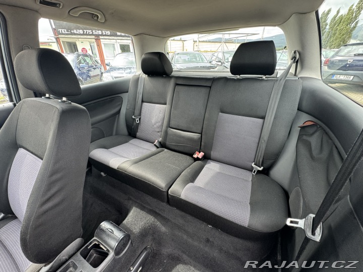 Volkswagen Golf 1,9 TDI 96 KW STK BRZDY 2003