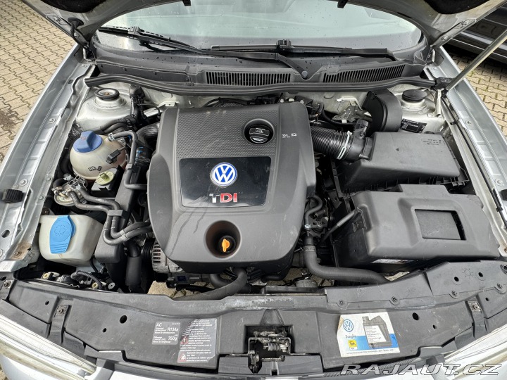 Volkswagen Golf 1,9 TDI 96 KW STK BRZDY 2003