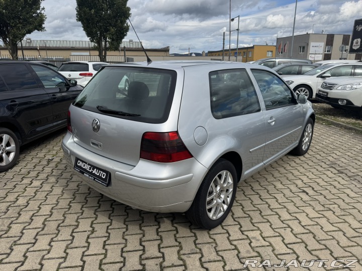 Volkswagen Golf 1,9 TDI 96 KW STK BRZDY 2003