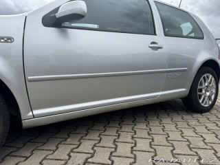 Volkswagen Golf 1,9 TDI 96 KW STK BRZDY 2003