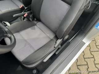 Volkswagen Golf 1,9 TDI 96 KW STK BRZDY 2003