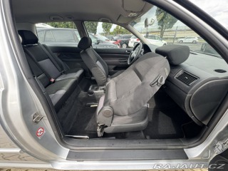 Volkswagen Golf 1,9 TDI 96 KW STK BRZDY 2003