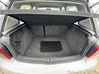 Volkswagen Golf 1,9 TDI 96 KW STK BRZDY 2003