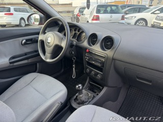 Seat Ibiza 1,4i 55 KW KOLA STK 2003