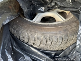 Seat Ibiza 1,4i 55 KW KOLA STK 2003