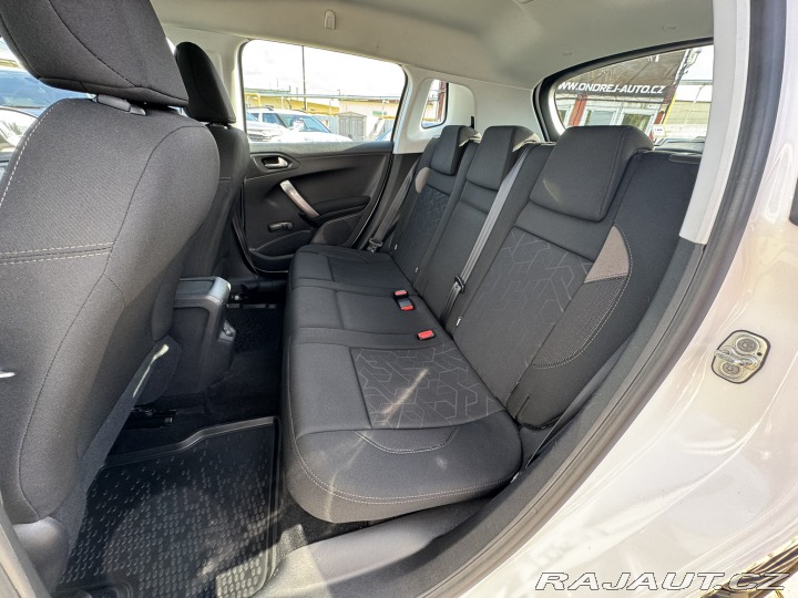 Peugeot 2008 1,2i 60 KW 1 MAJ. KM KOLA 2016