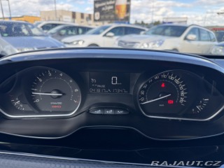 Peugeot 2008 1,2i 60 KW 1 MAJ. KM KOLA 2016