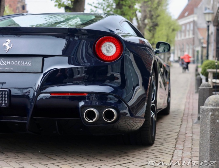 Ferrari Ostatní modely F12 berlinetta 6.3 V12 | Extracampionar 2015