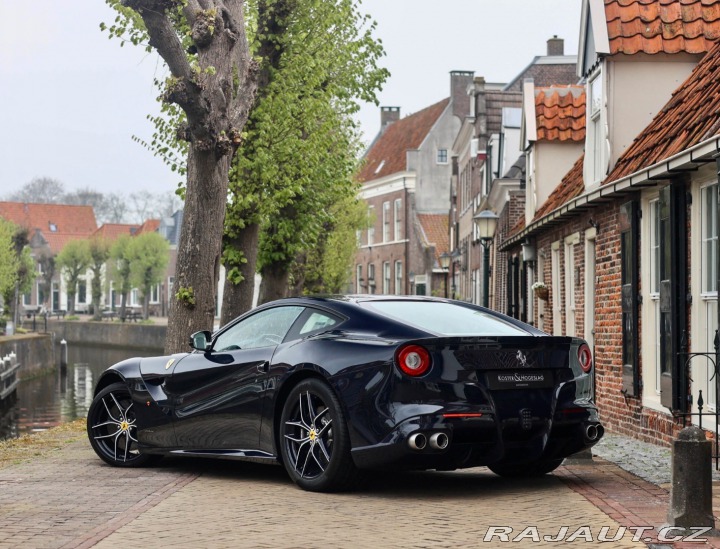 Ferrari Ostatní modely F12 berlinetta 6.3 V12 | Extracampionar 2015