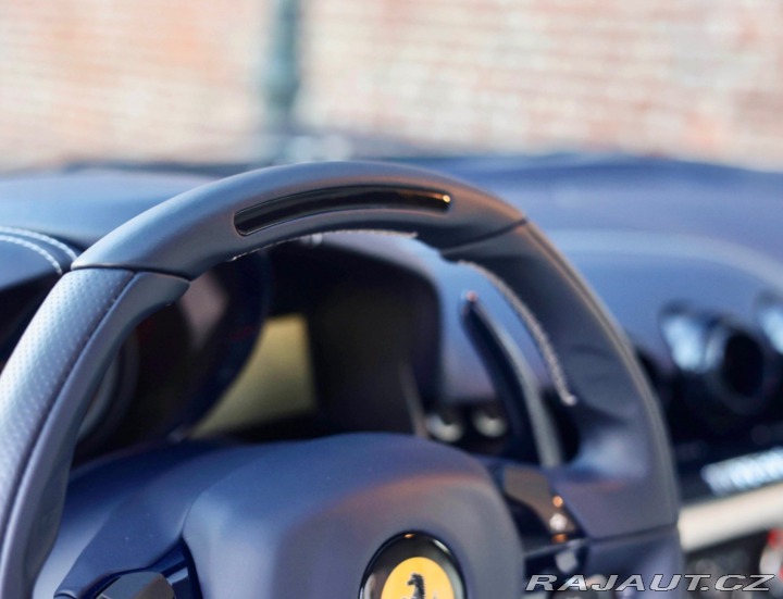 Ferrari Ostatní modely F12 berlinetta 6.3 V12 | Extracampionar 2015