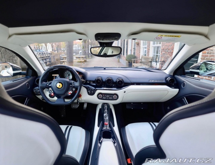 Ferrari Ostatní modely F12 berlinetta 6.3 V12 | Extracampionar 2015