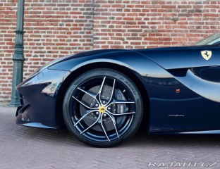 Ferrari Ostatní modely F12 berlinetta  6.3 V12 | Extracampionar 2015