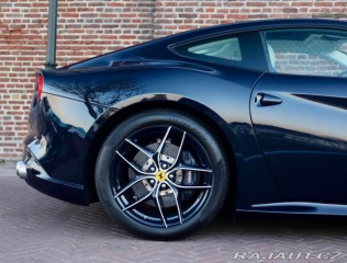 Ferrari Ostatní modely F12 berlinetta  6.3 V12 | Extracampionar 2015