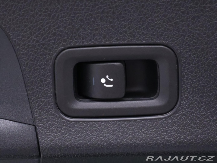 Mercedes-Benz CLA 1,3 i 118 kW 250 E-Hybrid 2022