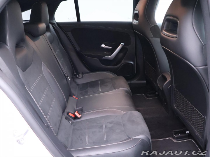 Mercedes-Benz CLA 1,3 i 118 kW 250 E-Hybrid 2022
