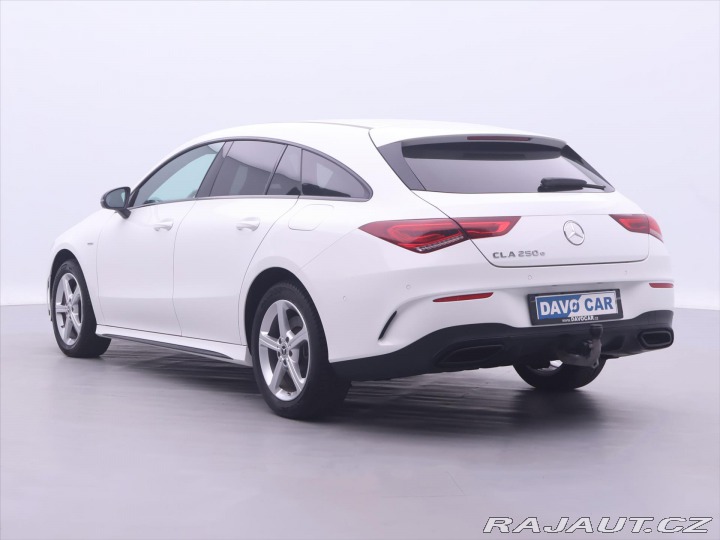 Mercedes-Benz CLA 1,3 i 118 kW 250 E-Hybrid 2022