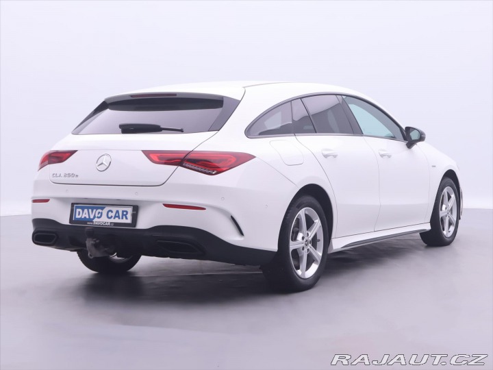 Mercedes-Benz CLA 1,3 i 118 kW 250 E-Hybrid 2022