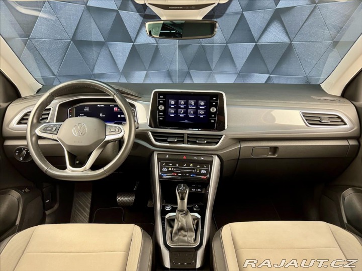Volkswagen T-Roc 1,5 TSI 110KW DSG STYLE, 2022
