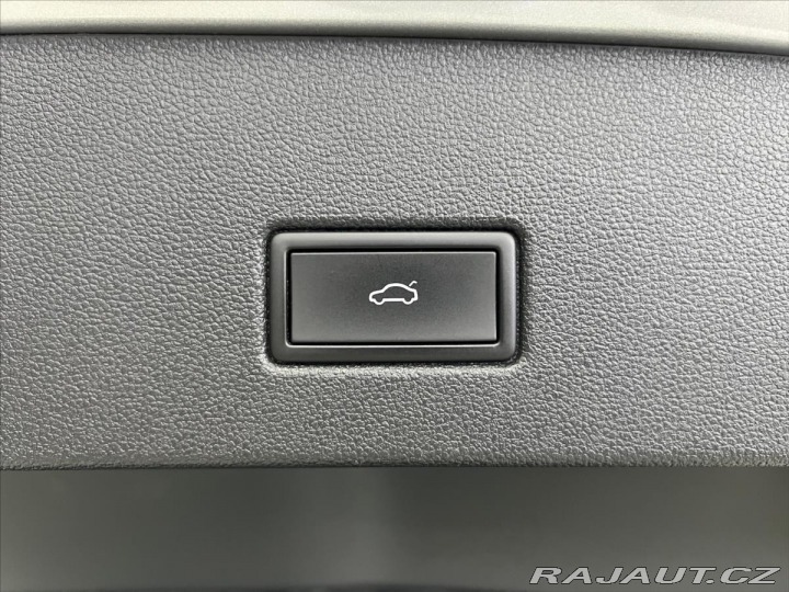 Volkswagen T-Roc 1,5 TSI 110KW DSG STYLE, 2022