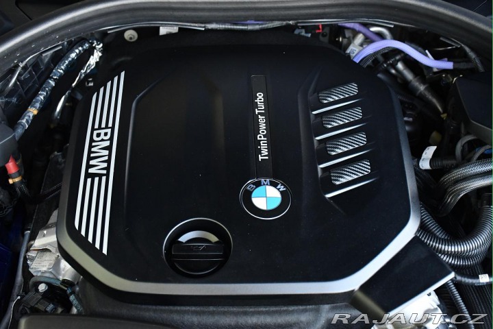BMW 3 320d xD M-SPORT NTOP TAŽN 2022