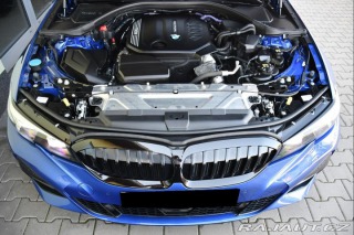 BMW 3 320d xD M-SPORT NTOP TAŽN 2022