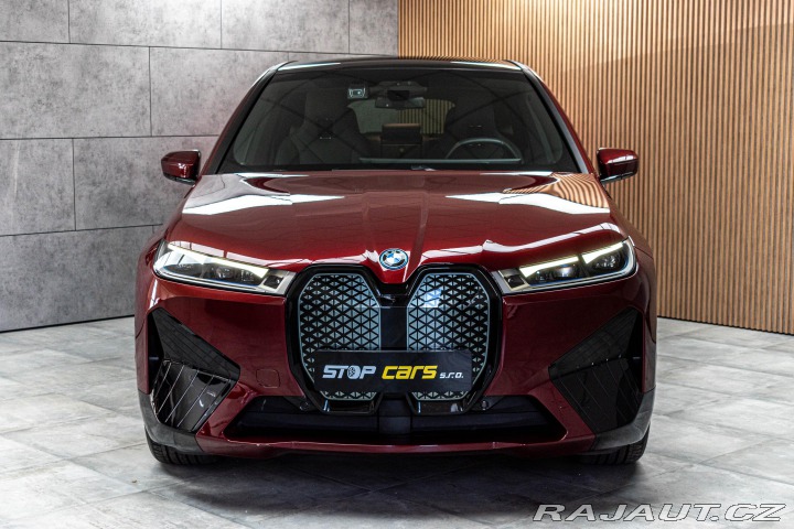 BMW iX xD40 ZÁRUKA 4roky*TAŽNÉ*P 2023