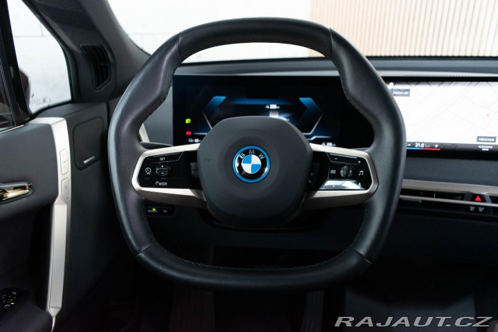 BMW iX xD40 ZÁRUKA 4roky*TAŽNÉ*P 2023
