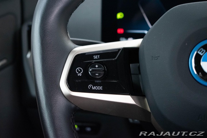 BMW iX xD40 ZÁRUKA 4roky*TAŽNÉ*P 2023
