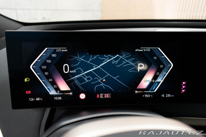 BMW iX xD40 REZERVACE 2023