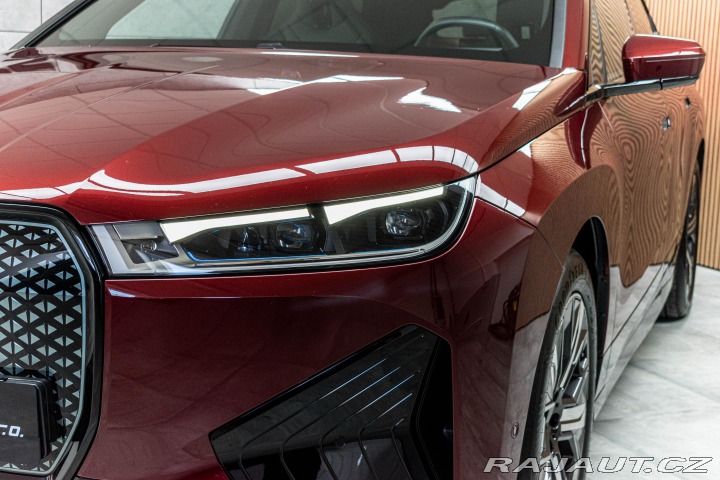 BMW iX xD40 ZÁRUKA 4roky*TAŽNÉ*P 2023