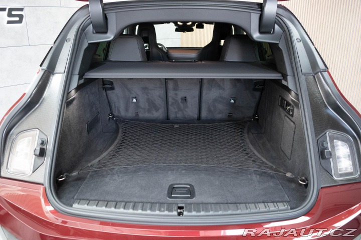 BMW iX xD40 REZERVACE 2023