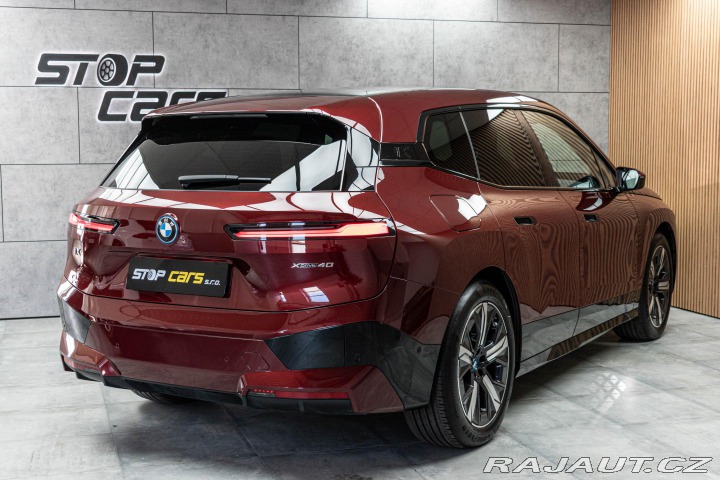 BMW iX xDrive40 ZÁRUKA 4roky*TAŽ 2023