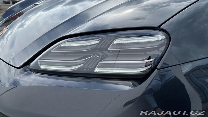 Porsche Macan 4S 2025