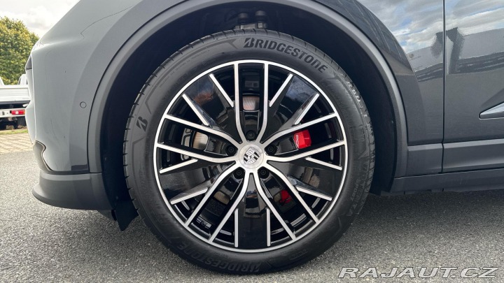 Porsche Macan 4S 2025
