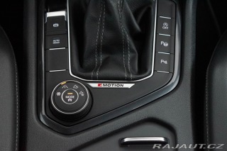 Volkswagen Tiguan Allspace 4x4 147kW R-LINE*TAŽNÉ*7. 2022