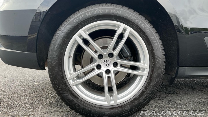 Porsche Macan 2022