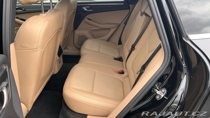 Porsche Macan 2022
