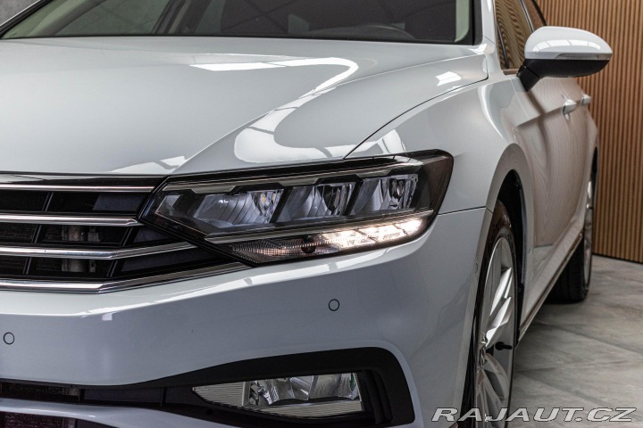 Volkswagen Passat TDI 147kW 4x4*KAMERA*ČR 1 2022