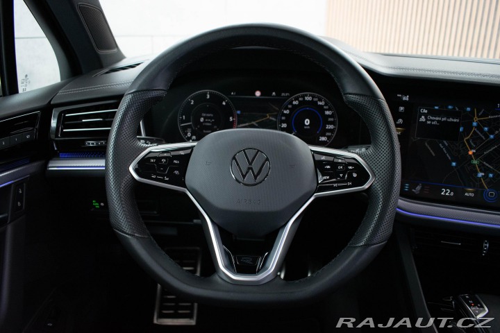 Volkswagen Touareg 3.0 TDI R-LINE*TAŽNÉ*DPH* 2023