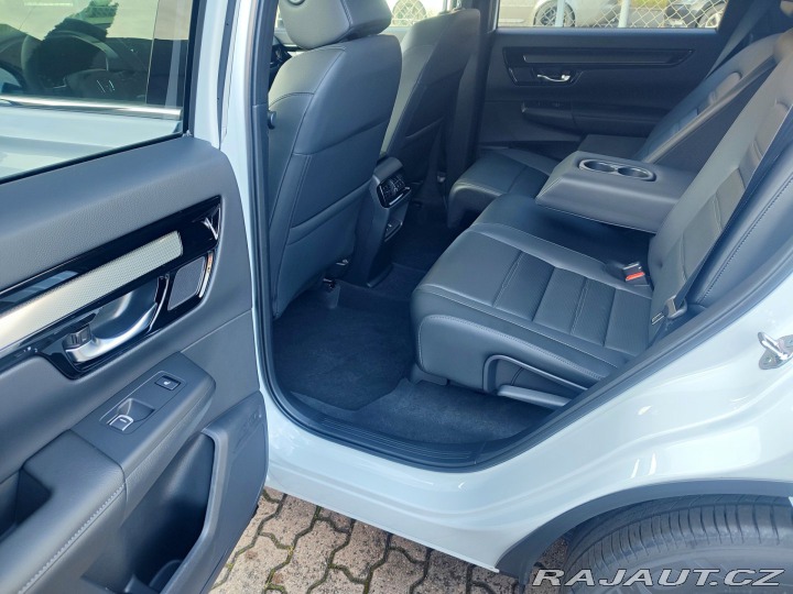 Honda CR-V 2.0 e:PHEV ADVANC TECH sk 2025