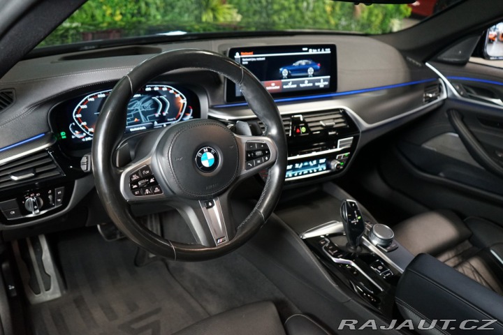 BMW 5 M550i*xDRIVE*TAŽ*360*H/K* 2022