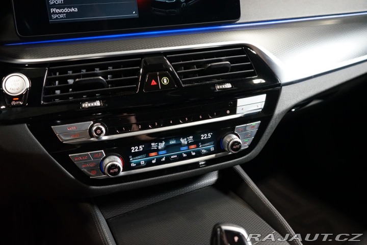 BMW 5 M550i*xDRIVE*TAŽ*360*H/K* 2022