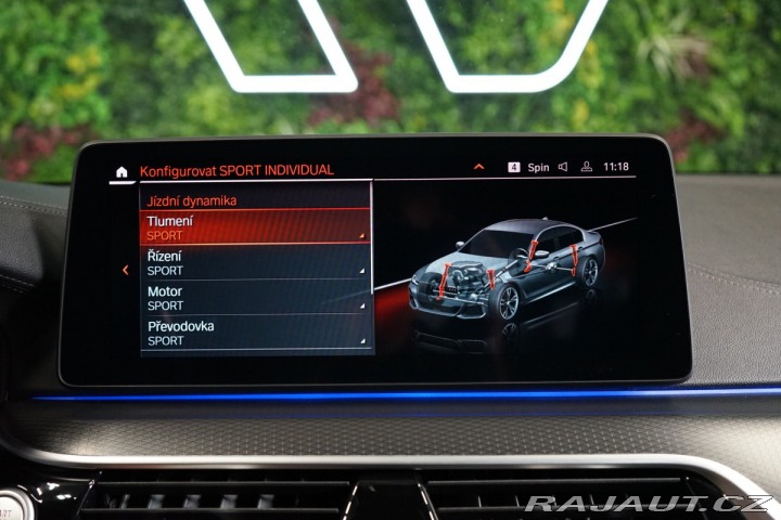 BMW 5 M550i*xDRIVE*TAŽ*360*H/K* 2022